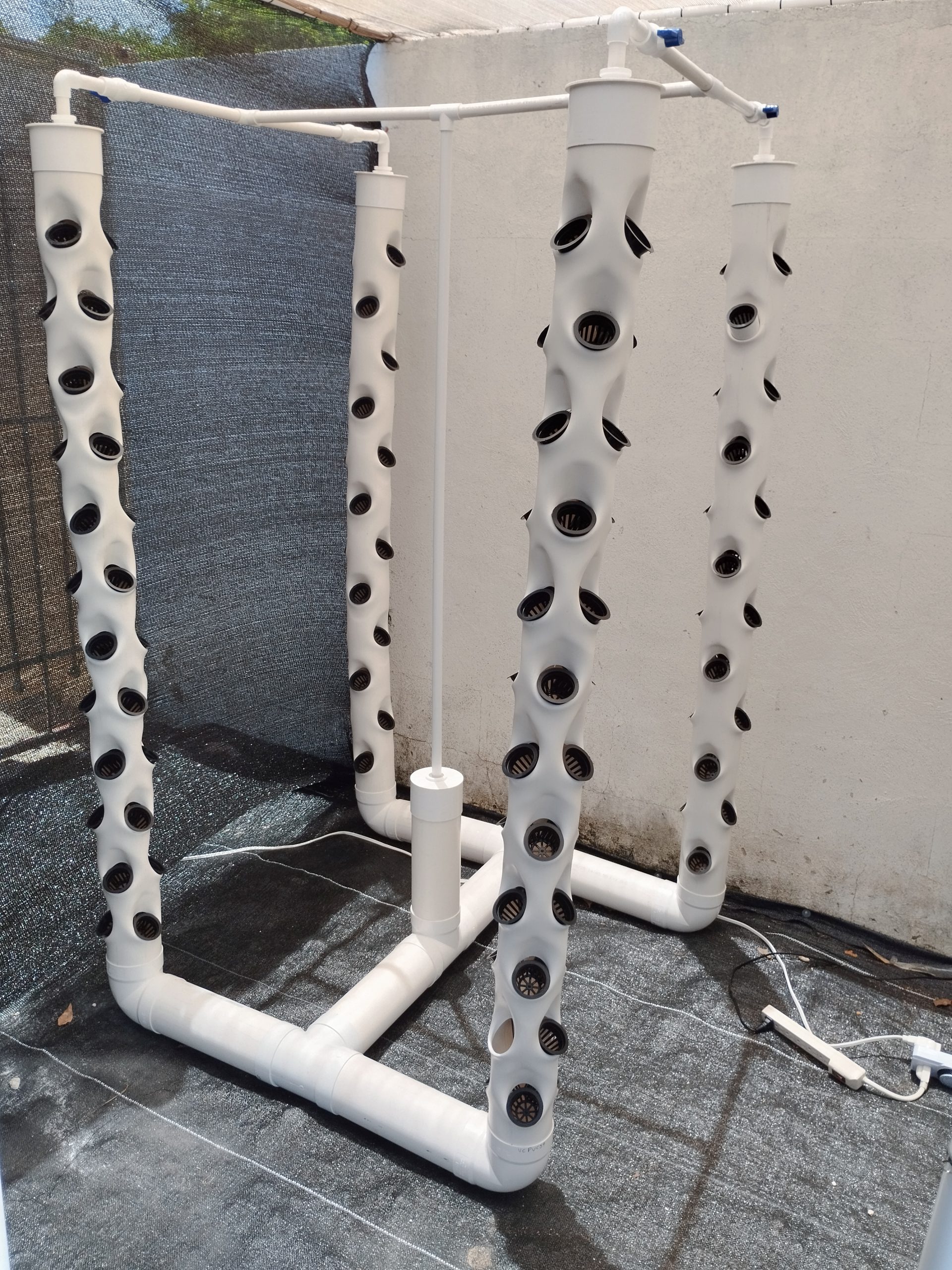 4 TORRES DE CULTIVO AEROPONIA PARA HORTALIZAS 144 PLANTAS - Image 5